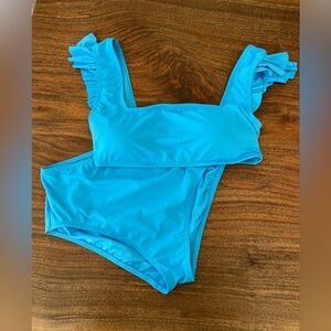 NWOT GAP - ruffle top bikini - size s